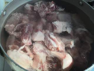 排骨炖猪食管的做法窍门