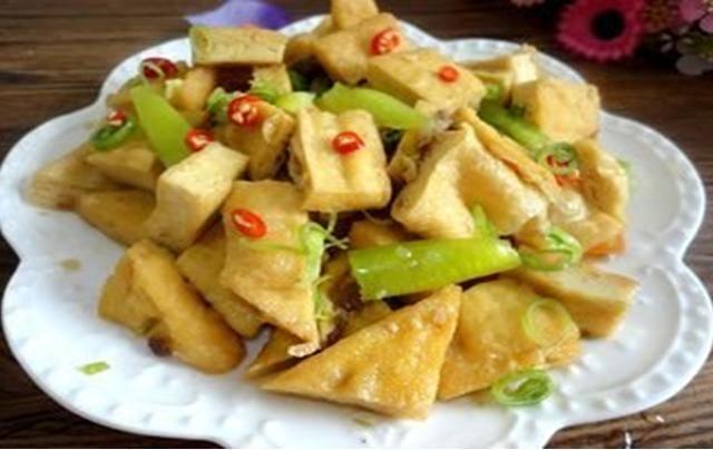 家常美味，油豆腐肉末卤的烹饪秘诀与营养解析