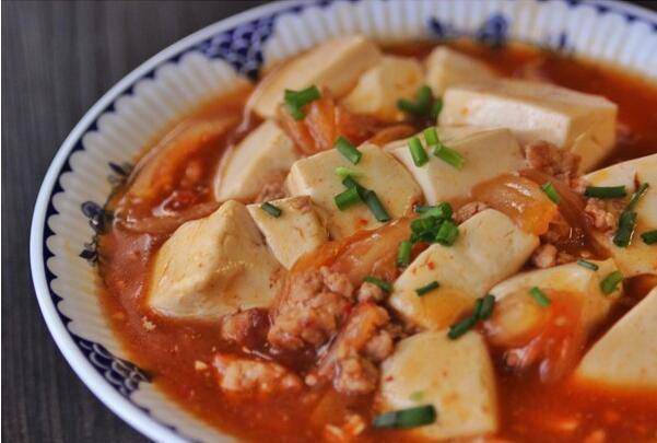 家常炒肉片辅食豆腐，美味与健康的双重享受