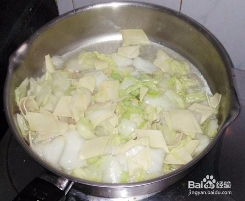 白菜干豆腐炖肉的做法