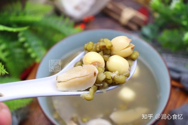 冷冻绿豆丸子汤的做法