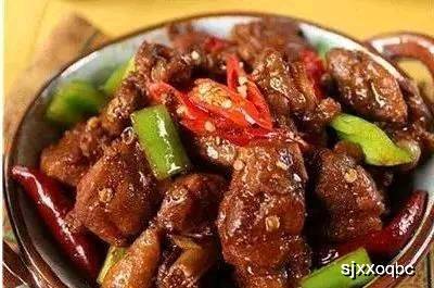 红豆角炒豆腐的做法