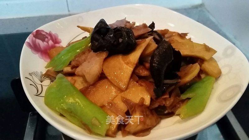 鱼笋炒肉的做法