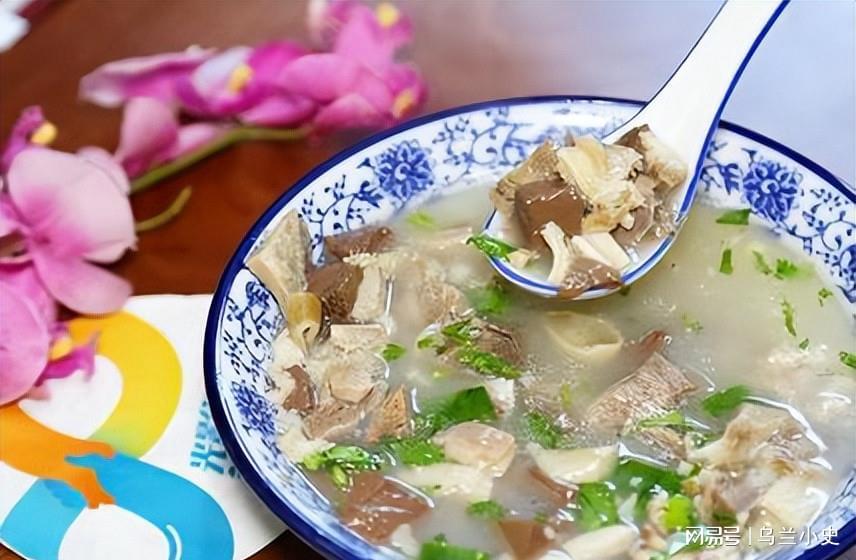 豆腐炖咸肉汤，家常美食中的营养佳品