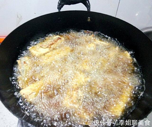 炸带鱼不放鸡蛋做法