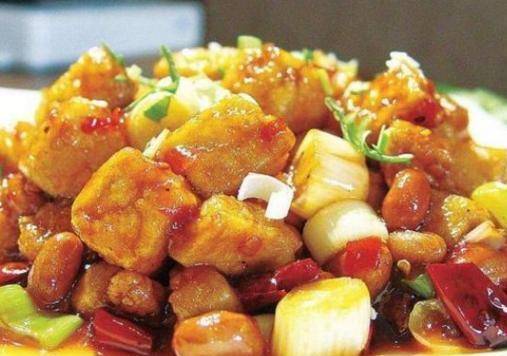 土豆豆腐三丁，家常美食的创意搭配