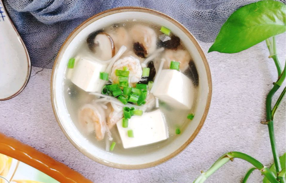 豆腐木耳蘑菇汤，一碗温暖身心的素食佳肴