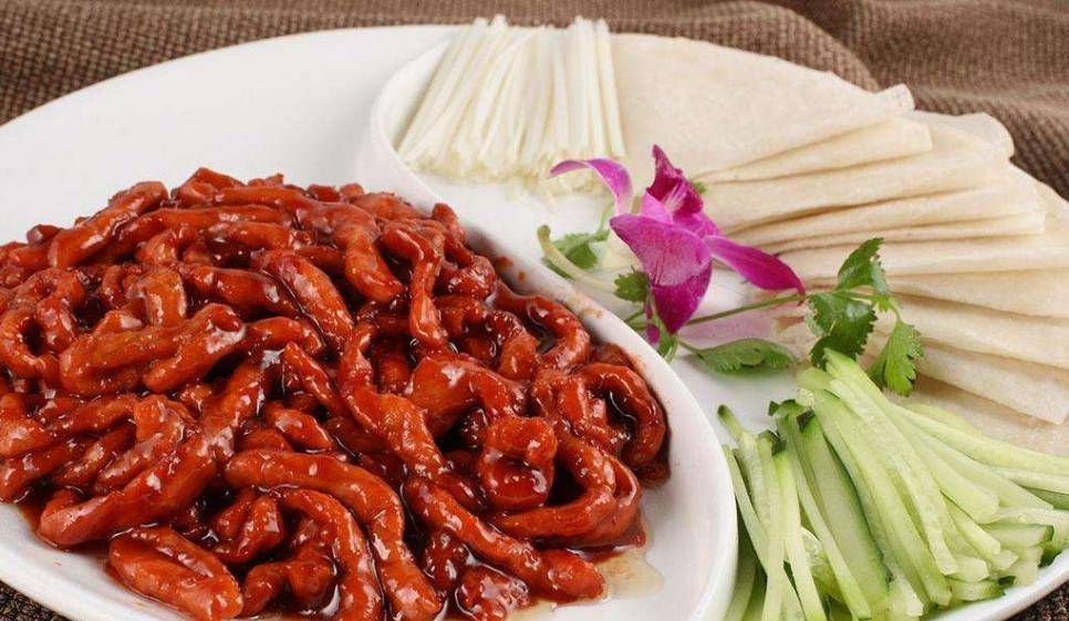 景酱肉丝，传统美食的现代演绎，家常菜肴的魅力所在