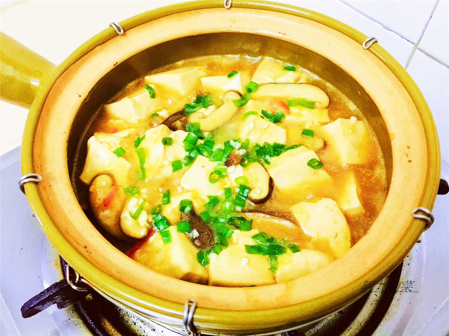 牛肉汤煲豆腐，暖身养颜的美味佳肴