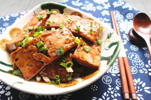 正宗云南烧豆腐，传承美味，探索豆腐新境界