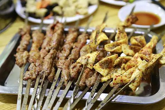 白豆腐干的烧烤新滋味，户外烧烤新宠儿