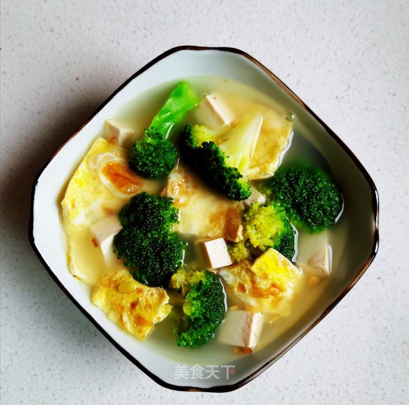 西兰花鸡蛋豆腐的做法