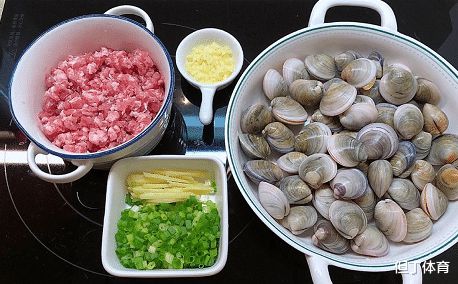 豆腐拌蛤蜊肉，鲜美口感与营养价值的完美融合