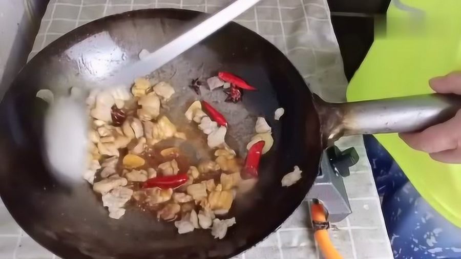 甜豆腐炖粉条，家常美食的甜蜜诱惑
