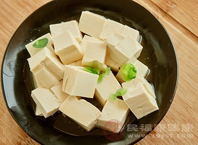 家常炒豆腐乳汁，唤醒味蕾的鲜美佳肴