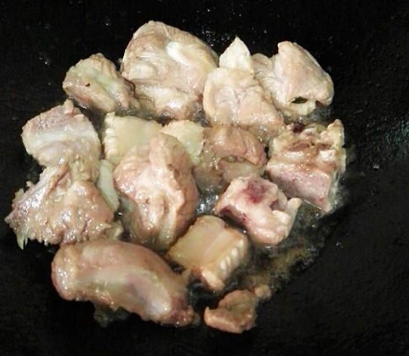 排骨猪肉烩菜的做法
