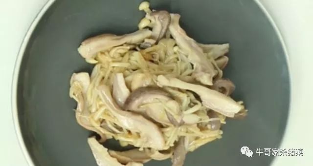鲍鱼土豆肥肠汤的做法