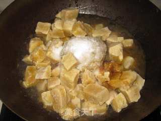 炖酸菜冻豆腐，冬日里的温暖美食
