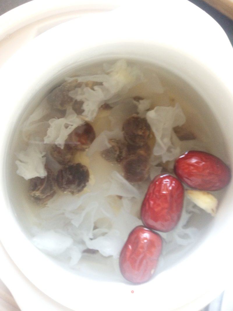木耳龙眼汤的做法大全
