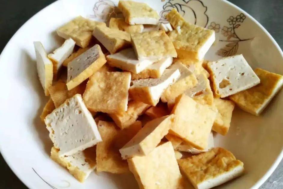 臭豆腐黑豆腐块，独特风味背后的秘密与家常做法
