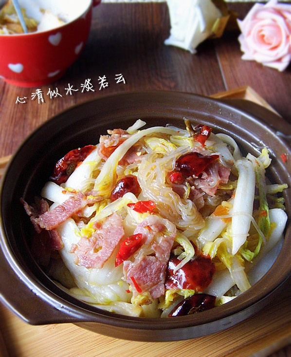 剁椒火锅，鲜辣醇香，温暖整个冬季的自制美食