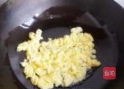 蒸鸡蛋和香干的做法