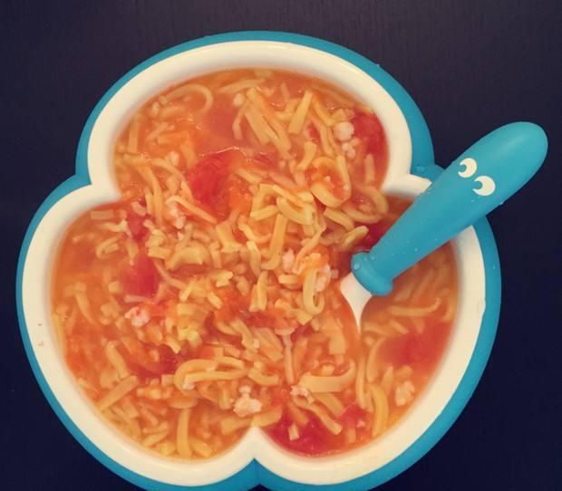 宝宝辅食新选择，营养面条这样做，宝宝爱上吃饭不再是难题