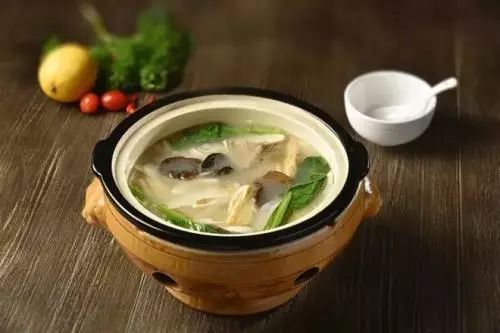 鸡丝豆腐减肥汤，健康美味，轻松瘦身