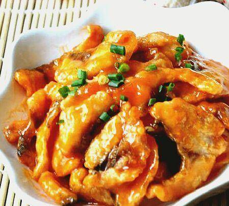 翡翠虾豆腐卷，色泽诱人的美味佳肴