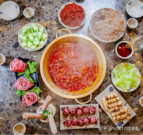 豆腐鱼烧火锅，温暖冬日里的美味与养生