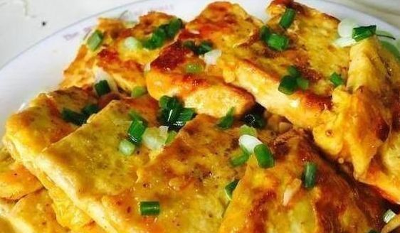 鸡蛋煮豆腐圈子，家常美味，营养满分