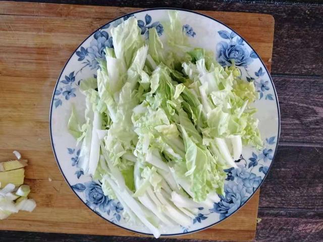 家常美味，自制白菜冻豆腐的独到魅力