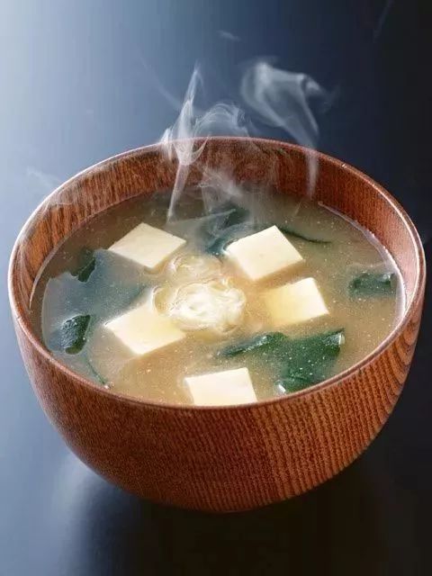 鸡蛋豆腐汆肉汤，滋养身心的一道家常美味