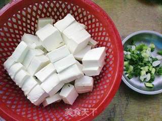 嫩豆腐片汤，温润滋养的家居美食制作指南