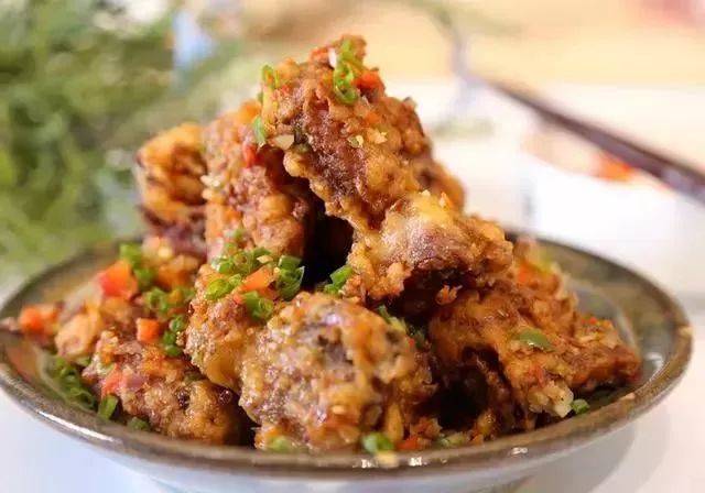 何大厨教你做排骨的做法