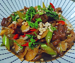 臭豆腐酸菜肥肠，重口味美食的惊艳组合