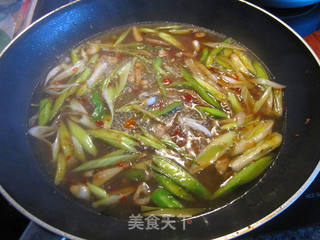 豆腐焖海鱼砂锅，鲜美滋味，暖身养生的家常美食