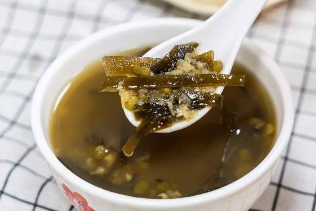绿豆丸子豆腐，夏日消暑佳肴，清热解毒又美味