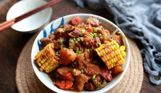 排骨东北大乱炖的做法