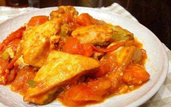 大林豆腐蒸西红柿，家常美食的鲜美秘诀
