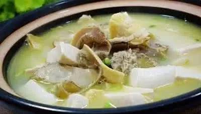 潮汕河蚌烧豆腐，传统美食的鲜美邂逅