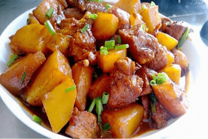 红藕的秘密，食谱里的美味与养生之道