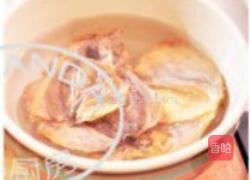 糖醋排骨墨鱼干汤的做法