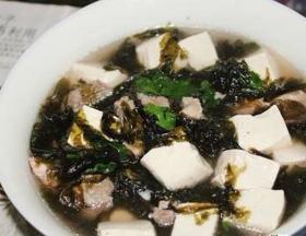 豆腐紫菜排骨的做法