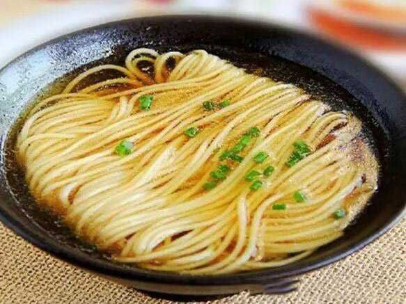 家常美食大揭秘，汤面炒菜豆腐，营养美味一锅端！