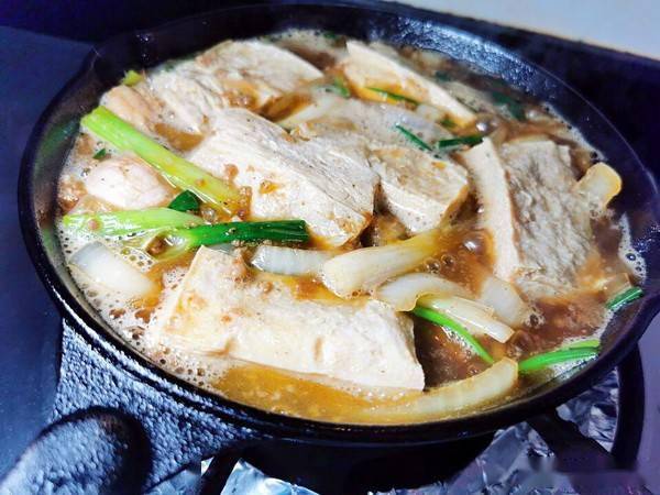 冻豆腐小锅子，冬日里的温暖美味