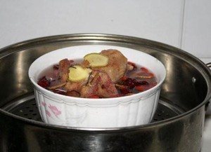 人流术后鸽子汤的做法