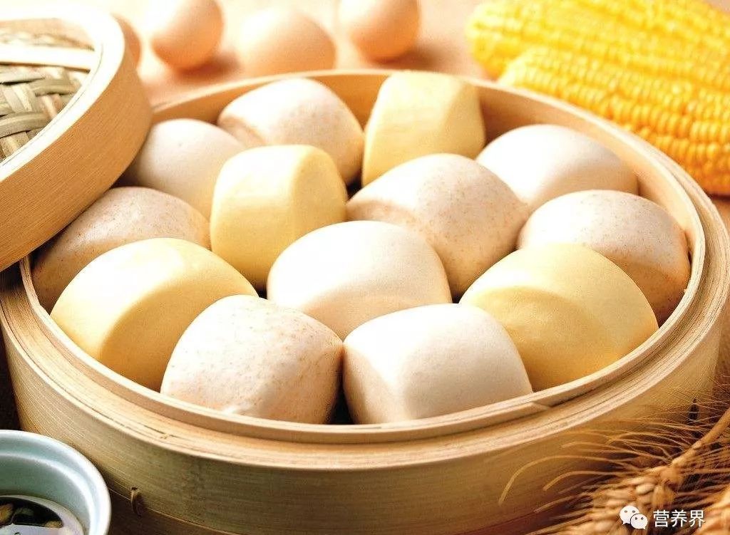 蜂蜜炸馒头的甜蜜诱惑，传统美食的现代演绎