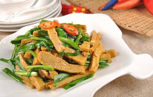 家常美味，豆腐炒咸菜的秘诀与营养解析