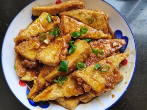 家常美味，煎豆腐粑的制作秘诀与营养解析